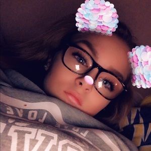 Meet your Posher, Angelica